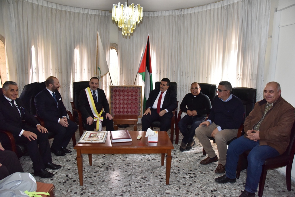 تعيين رئيس بلدية بيت لحم عضواً  أكاديمياً  فخرياً في أكاديمية بونيفاتشانا الإيطالية 