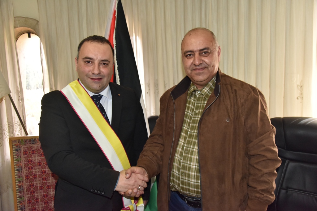 تعيين رئيس بلدية بيت لحم عضواً  أكاديمياً  فخرياً في أكاديمية بونيفاتشانا الإيطالية 