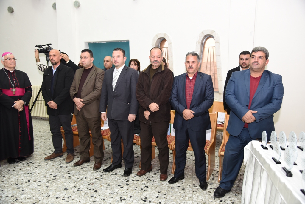 رئيس وأعضاء مجلس بلدية بيت لحم يكرمون رؤساء وأعضاء المجالس البلدية السابقة (1972-2017) والموظفين المتقاعدين وتوقيع اتفاقية توأمة بين بلديتي بيت لحم وكاستلنوفو دي بورتو الإيطالية