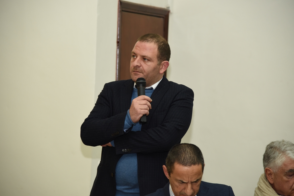 رئيس وأعضاء مجلس بلدية بيت لحم يكرمون رؤساء وأعضاء المجالس البلدية السابقة (1972-2017) والموظفين المتقاعدين وتوقيع اتفاقية توأمة بين بلديتي بيت لحم وكاستلنوفو دي بورتو الإيطالية