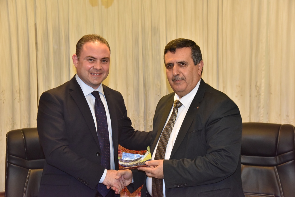 رئيس وأعضاء مجلس بلدية بيت لحم يستقبلون وفداً مالطياً رفيع المستوى يترأسه وزير العدل والثقافة والحكم المحلي المالطي