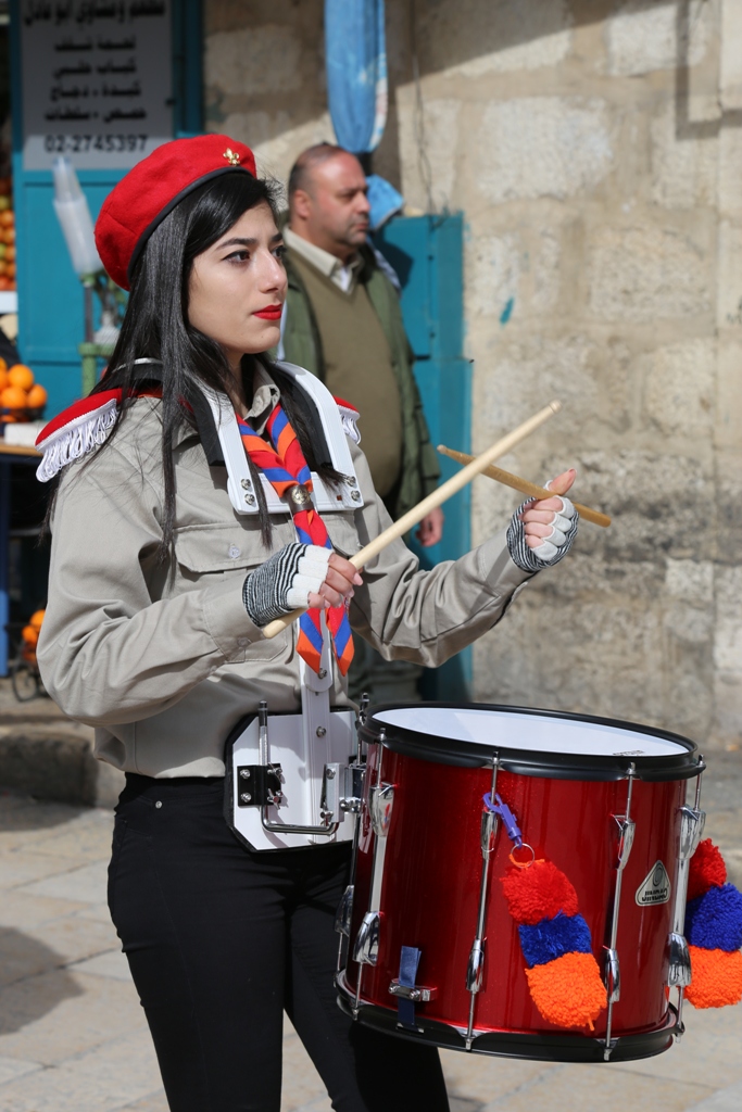 رئيس وأعضاء مجلس بلدية بيت لحم يشاركون في استقبال غبطة بطريرك الأرمن نورهان مانوجيان