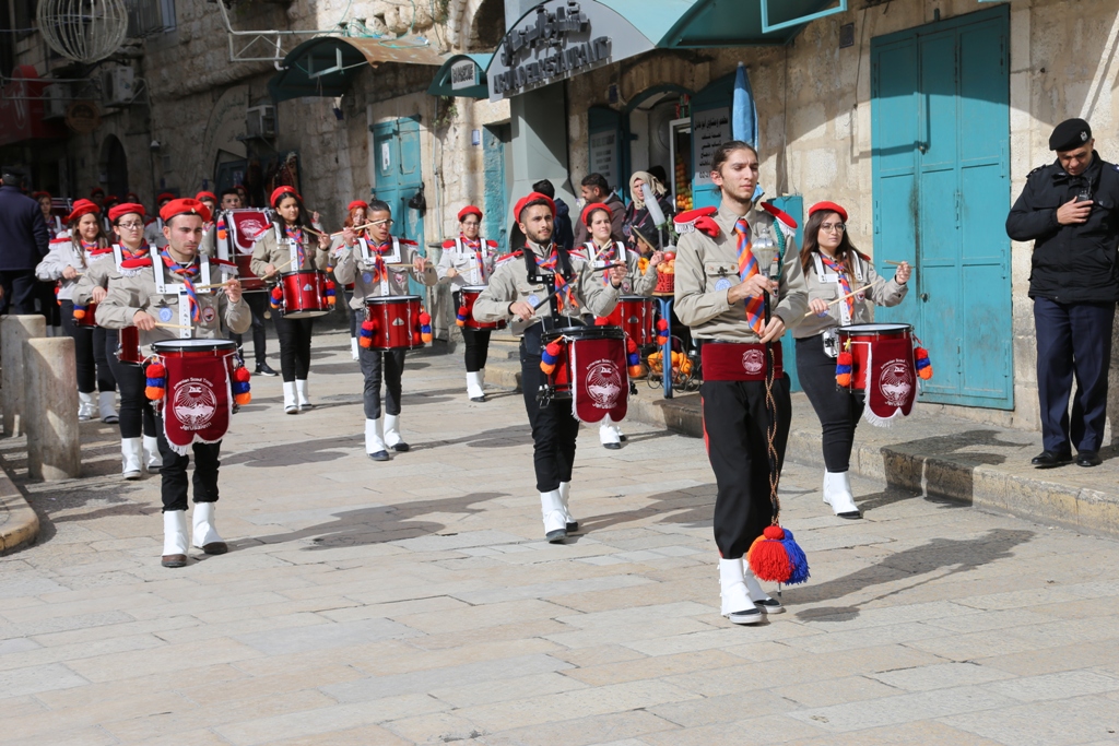 رئيس وأعضاء مجلس بلدية بيت لحم يشاركون في استقبال غبطة بطريرك الأرمن نورهان مانوجيان