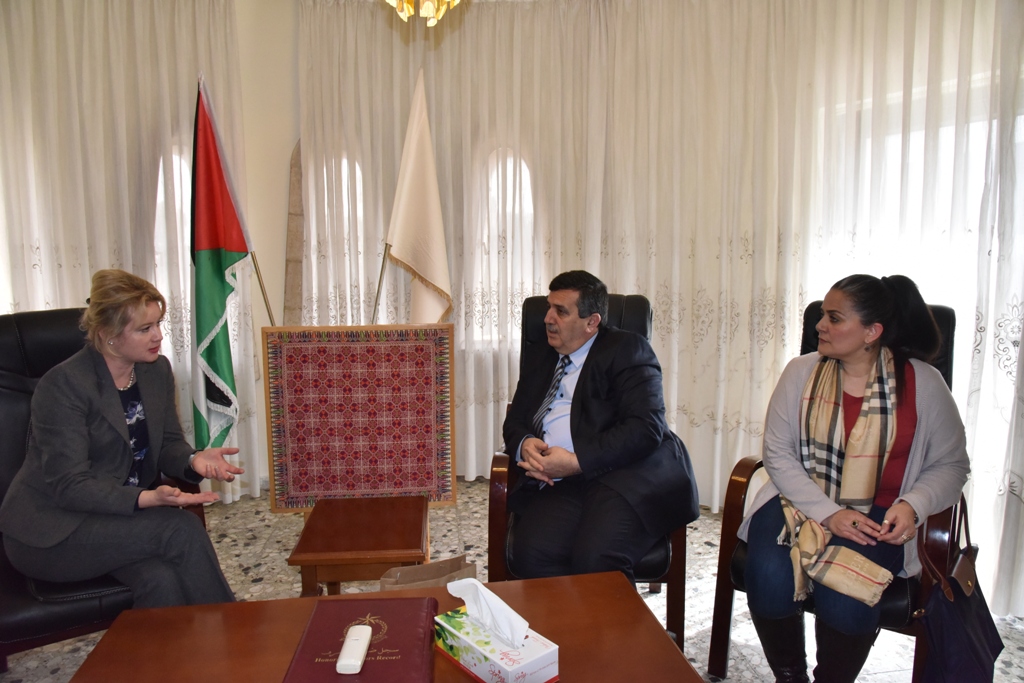بهدف التعاون المشترك لقاء بين رئيس بلدية بيت لحم وممثلة جمهورية بولندا 