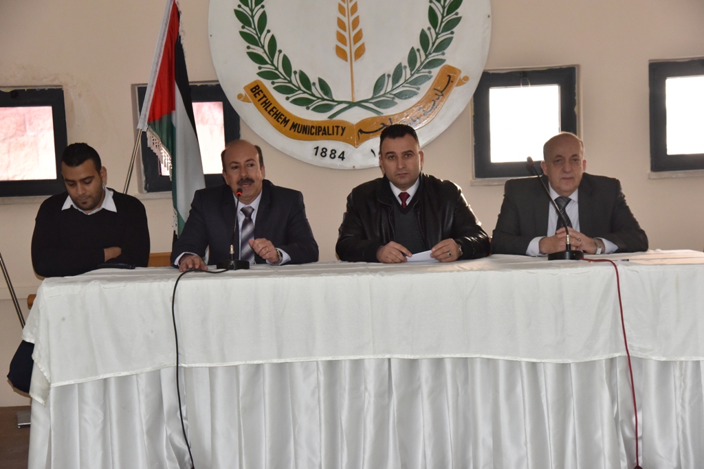 بلدية بيت لحم تنظم لقاءً لسكان شارعي القناطر ومار يوسف