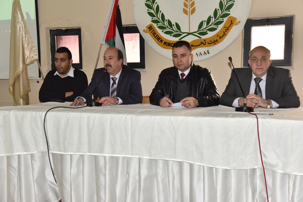 بلدية بيت لحم تنظم لقاءً لسكان شارعي القناطر ومار يوسف
