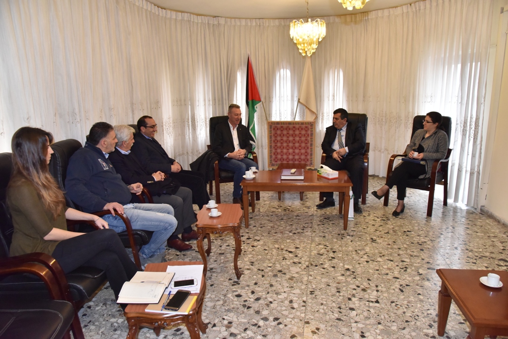 رئيس بلدية بيت لحم يستقبل وفد أخوية الرحمة 