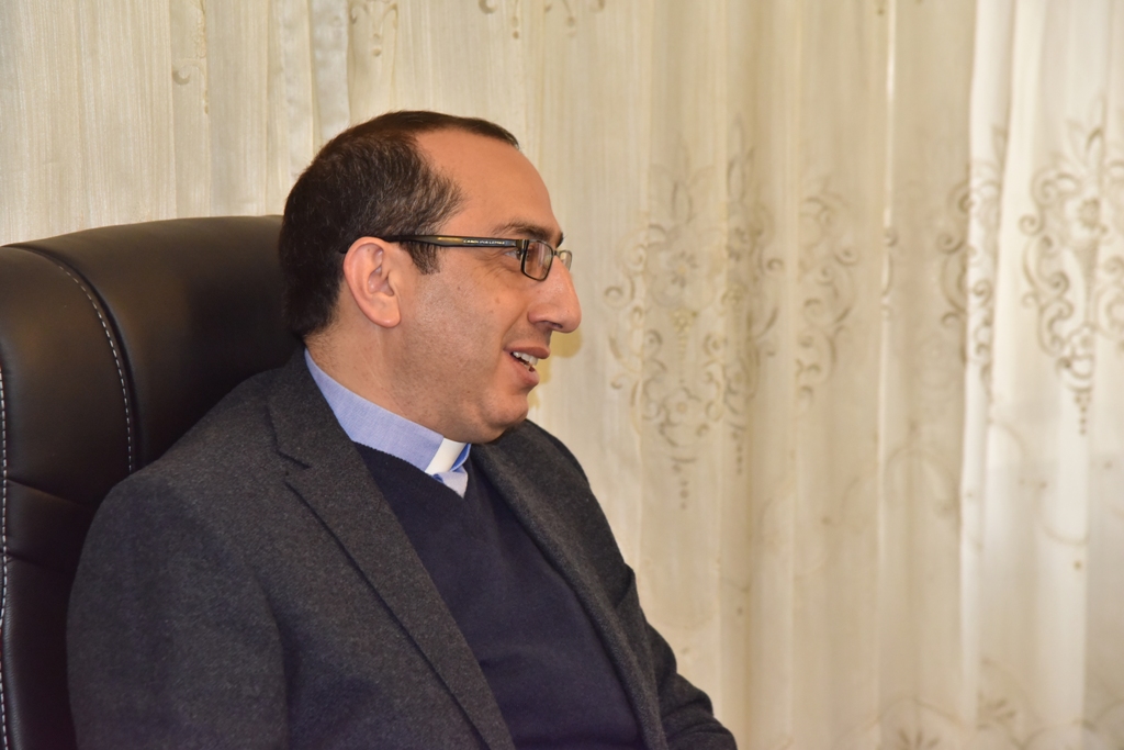 رئيس بلدية بيت لحم يستقبل وفد أخوية الرحمة 