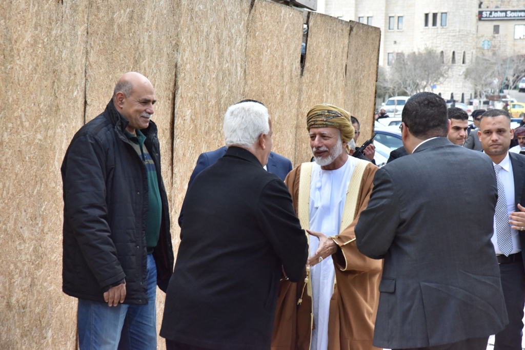 رئيس بلدية بيت لحم يشارك في إستقبال وزير الخارجية العُماني