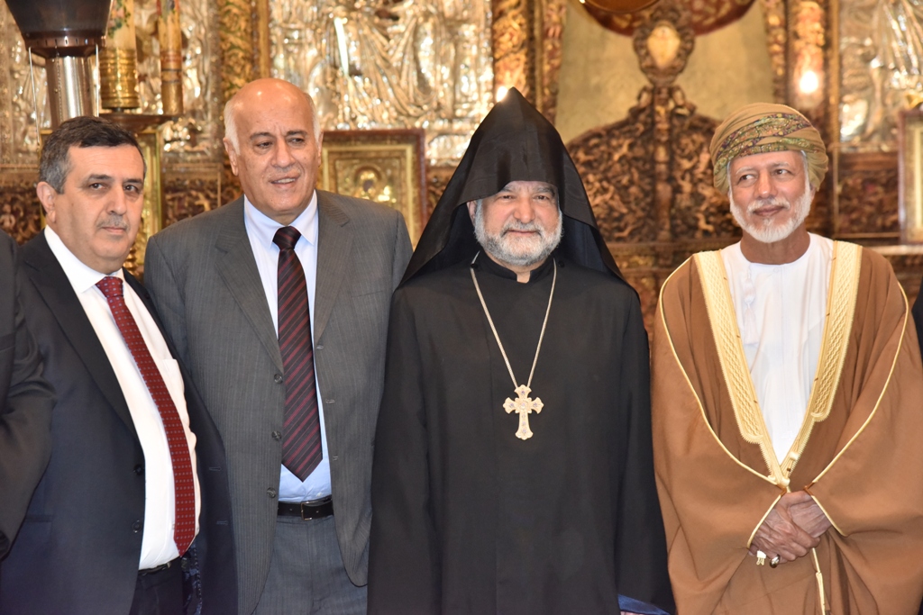 رئيس بلدية بيت لحم يشارك في إستقبال وزير الخارجية العُماني