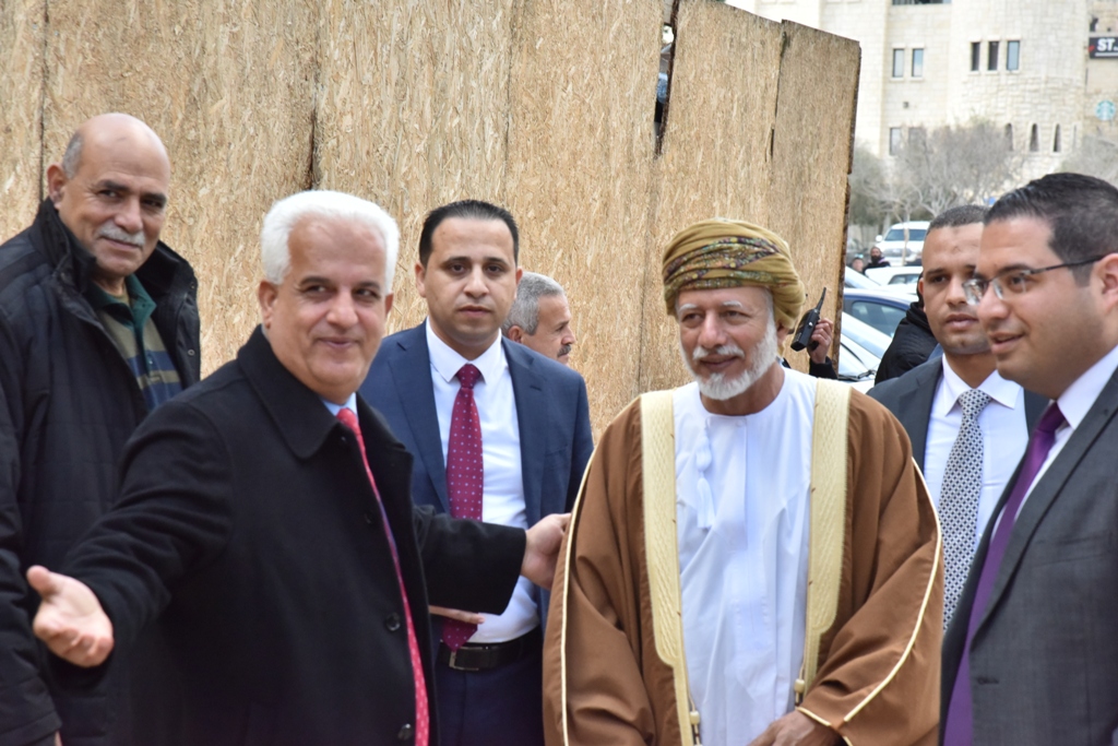 رئيس بلدية بيت لحم يشارك في إستقبال وزير الخارجية العُماني