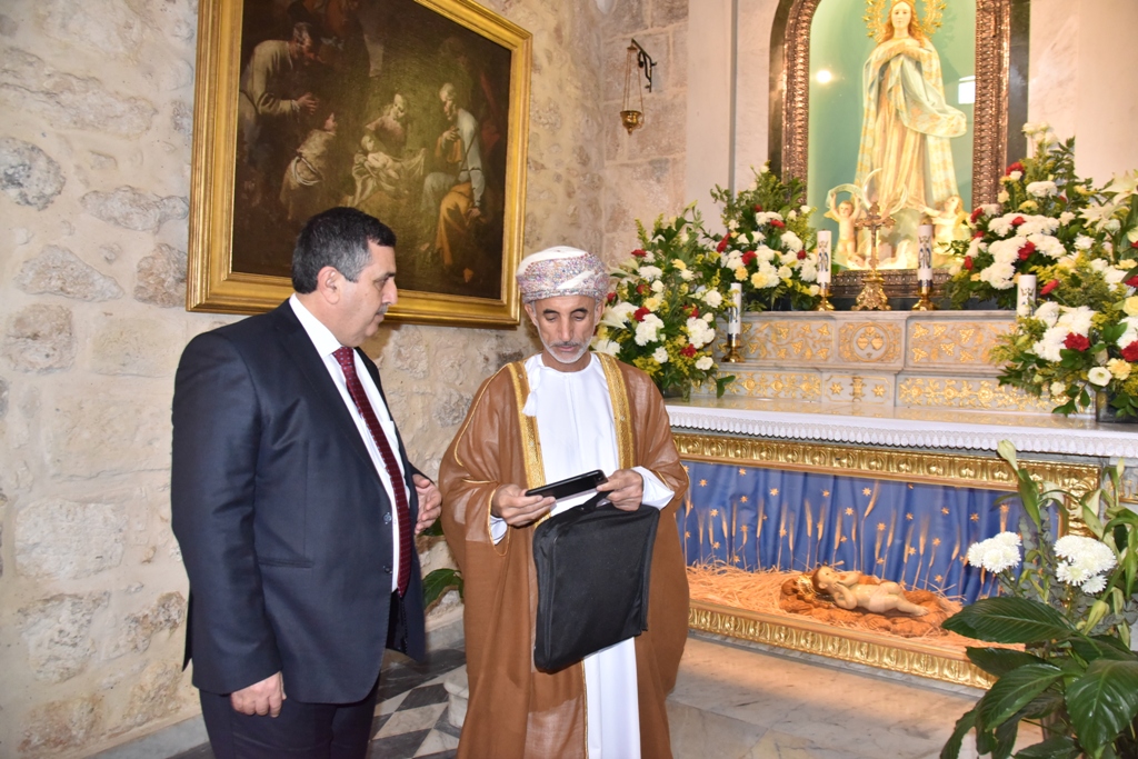 رئيس بلدية بيت لحم يشارك في إستقبال وزير الخارجية العُماني