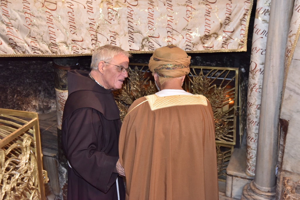 رئيس بلدية بيت لحم يشارك في إستقبال وزير الخارجية العُماني