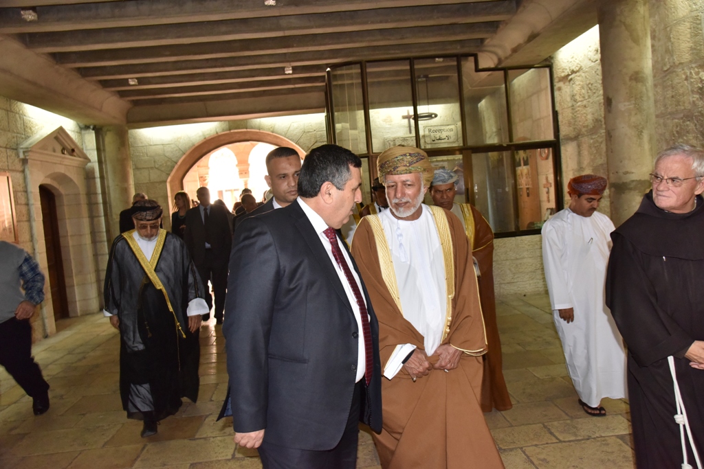 رئيس بلدية بيت لحم يشارك في إستقبال وزير الخارجية العُماني