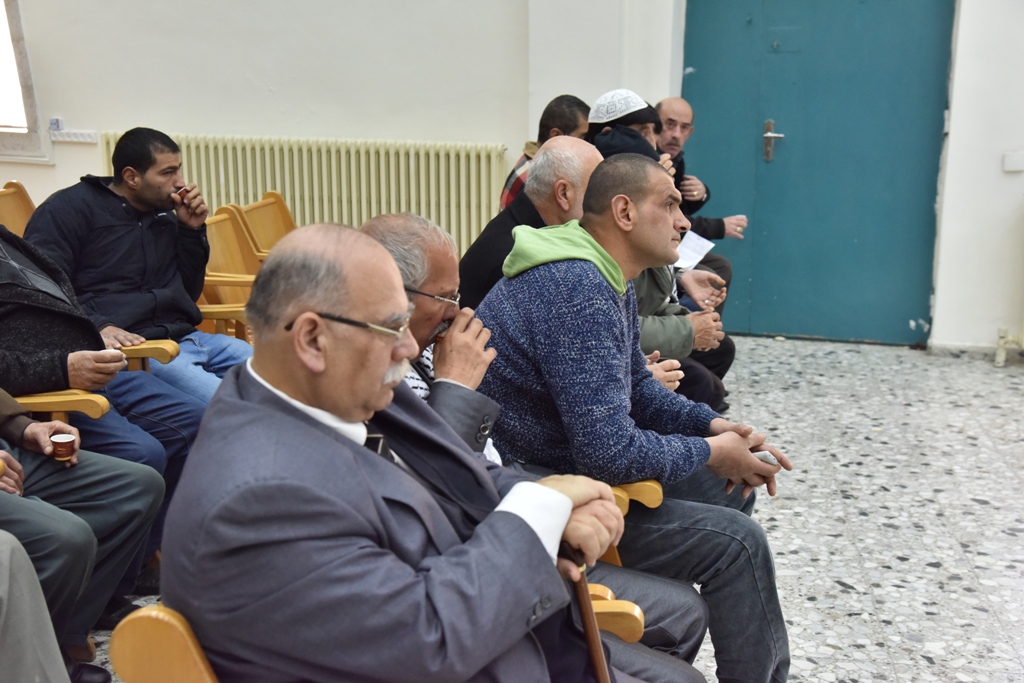 بلدية بيت لحم تعقد لقاءها الأول ضمن لقاءات لجنة التواصل مع المجتمع مع أهالي حي الفواغرة ( الفراحية )