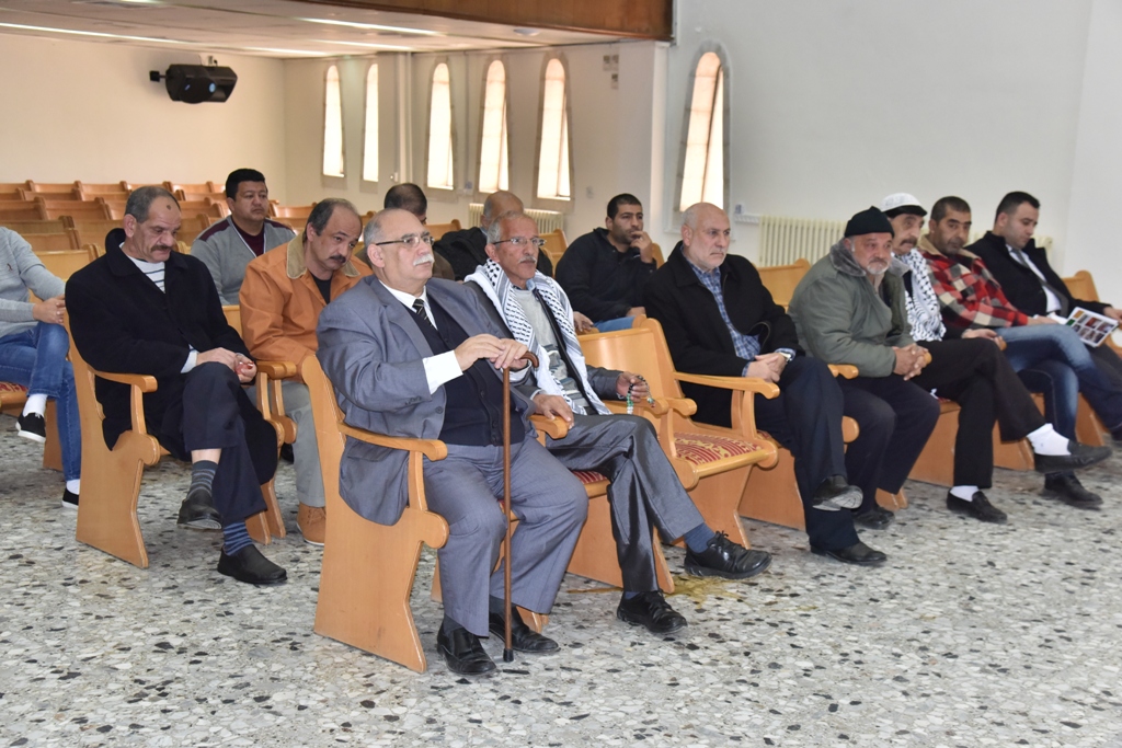 بلدية بيت لحم تعقد لقاءها الأول ضمن لقاءات لجنة التواصل مع المجتمع مع أهالي حي الفواغرة ( الفراحية )