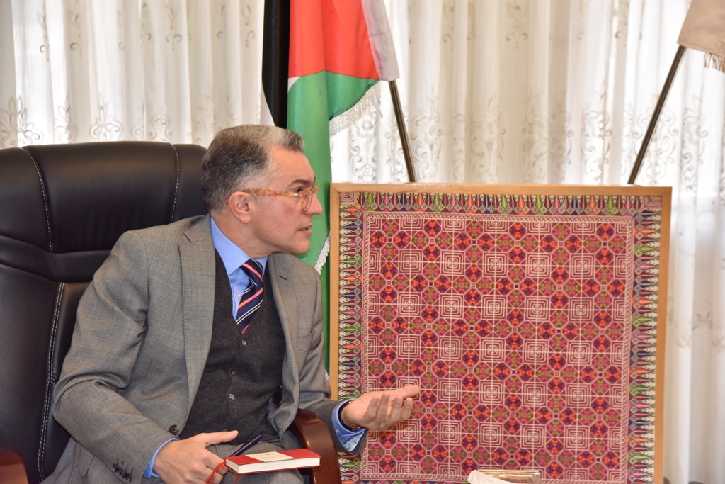 رئيس بلدية بيت لحم يستقبل ممثل البرتغال لدى دولة فلسطين ويبحثان سبل التعاون المشترك 