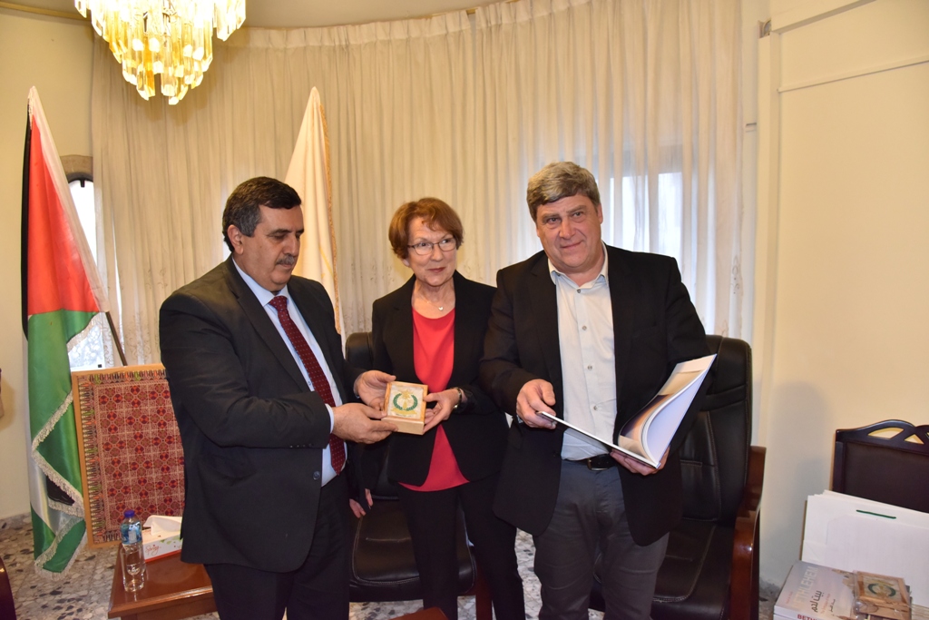 سلمان يلتقي وفد الإتحاد الأوروبي للمسارات الثقافية برئاسة نائب رئيس بلدية أسيزي 