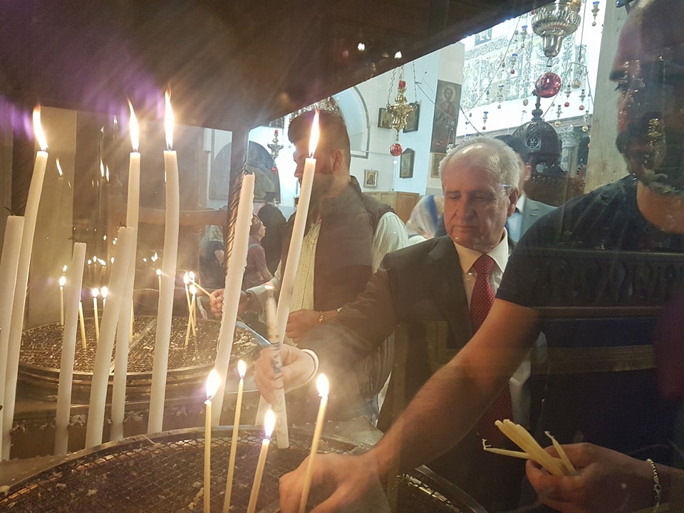 رئيس بلدية بيت لحم يلتقي مدير إدارة الشرق الأوسط وشمال أفريقيا في وزارة الخارجية اليونانية في دار البلدية 