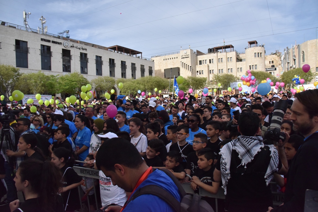 انطلاق ماراثون فلسطين الدولي السادس من ساحة المهد في  بيت لحم
