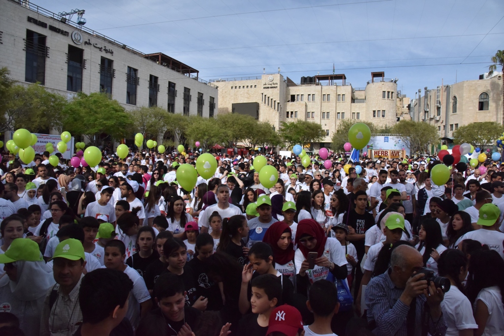 انطلاق ماراثون فلسطين الدولي السادس من ساحة المهد في  بيت لحم