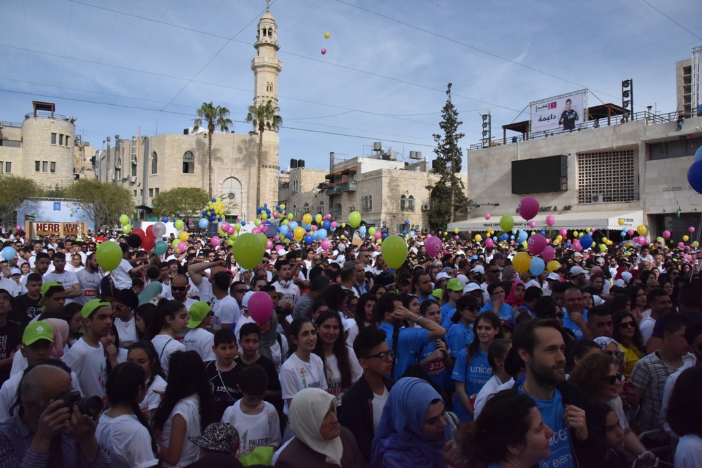 انطلاق ماراثون فلسطين الدولي السادس من ساحة المهد في  بيت لحم