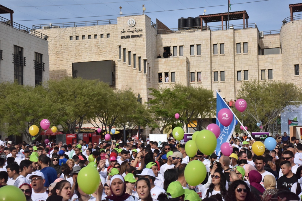 انطلاق ماراثون فلسطين الدولي السادس من ساحة المهد في  بيت لحم