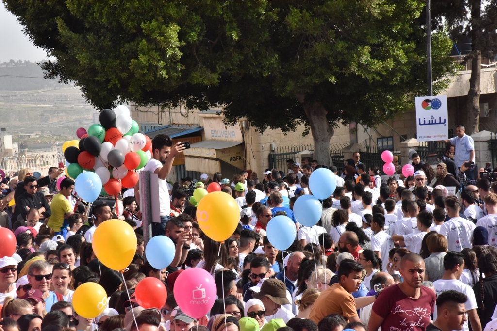 انطلاق ماراثون فلسطين الدولي السادس من ساحة المهد في  بيت لحم