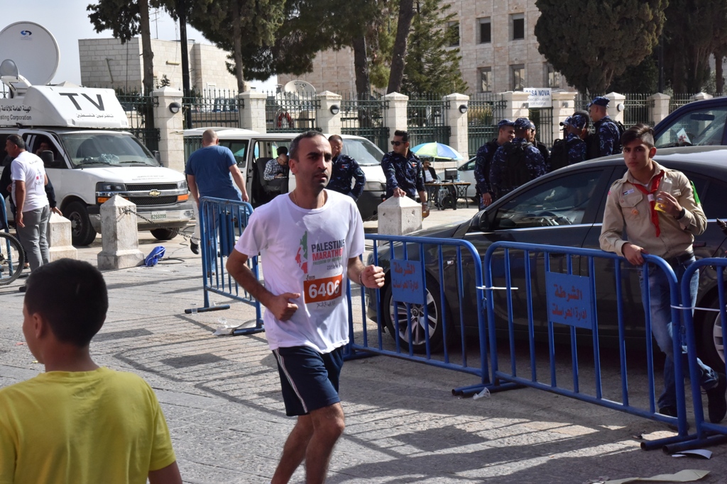 انطلاق ماراثون فلسطين الدولي السادس من ساحة المهد في  بيت لحم
