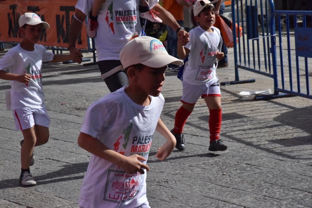 انطلاق ماراثون فلسطين الدولي السادس من ساحة المهد في  بيت لحم