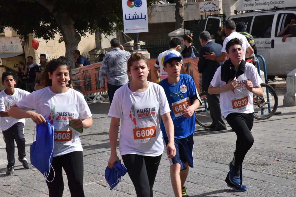 انطلاق ماراثون فلسطين الدولي السادس من ساحة المهد في  بيت لحم