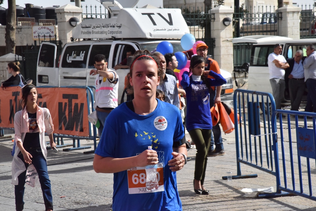 انطلاق ماراثون فلسطين الدولي السادس من ساحة المهد في  بيت لحم