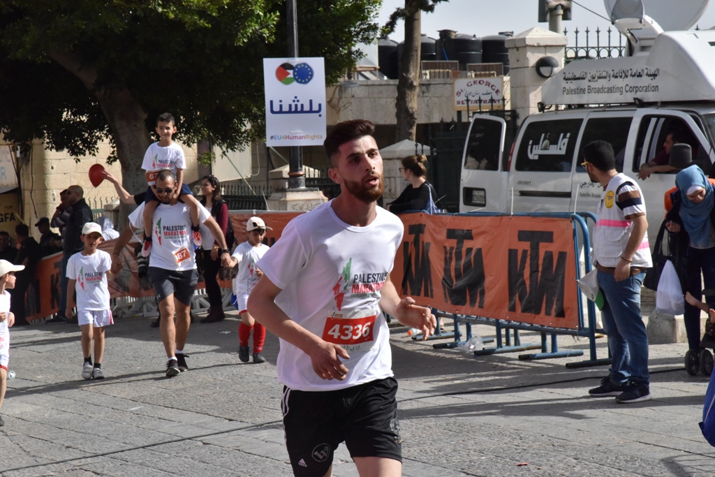 انطلاق ماراثون فلسطين الدولي السادس من ساحة المهد في  بيت لحم
