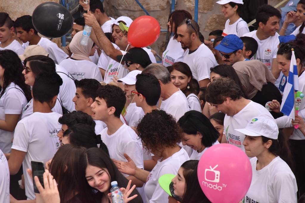 انطلاق ماراثون فلسطين الدولي السادس من ساحة المهد في  بيت لحم