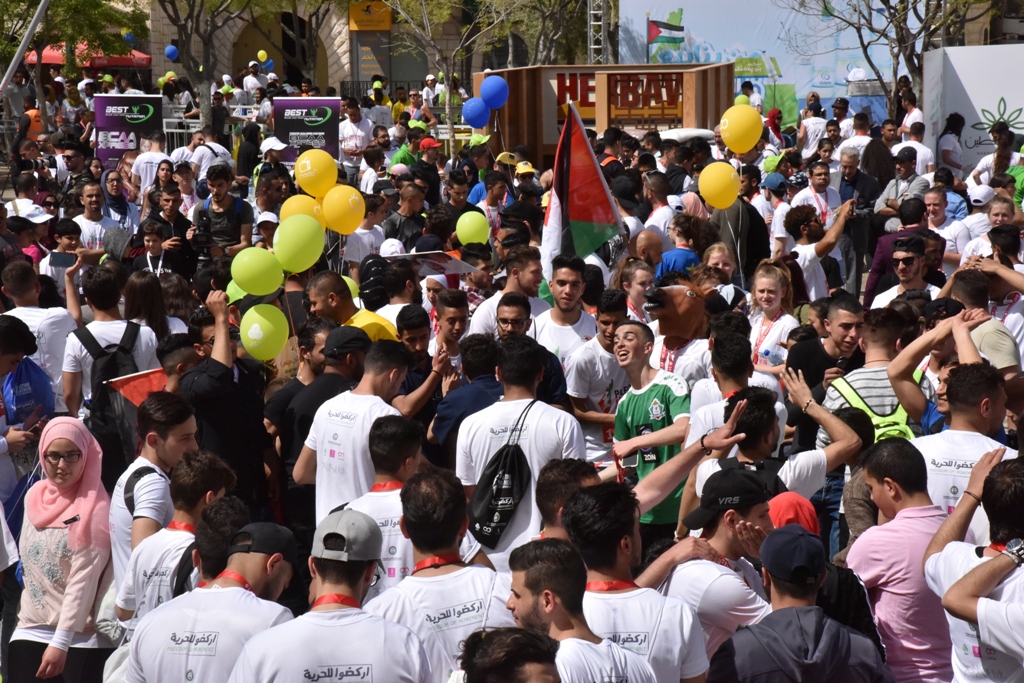 انطلاق ماراثون فلسطين الدولي السادس من ساحة المهد في  بيت لحم