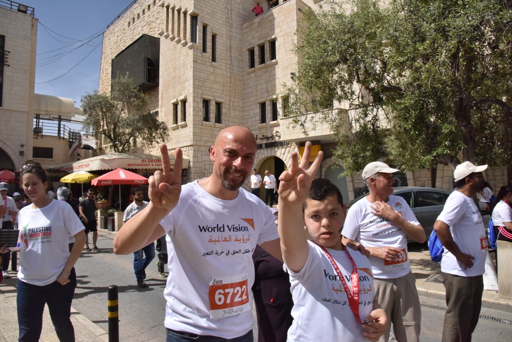 انطلاق ماراثون فلسطين الدولي السادس من ساحة المهد في  بيت لحم