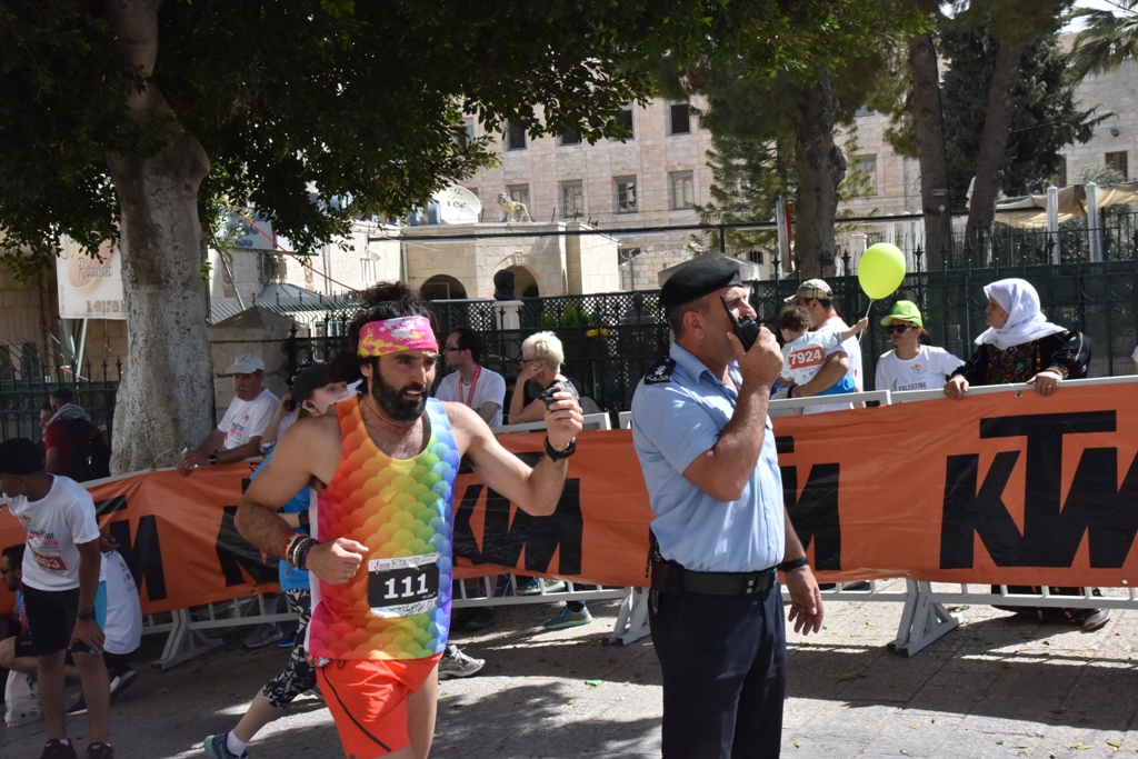 انطلاق ماراثون فلسطين الدولي السادس من ساحة المهد في  بيت لحم