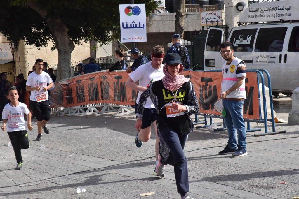 انطلاق ماراثون فلسطين الدولي السادس من ساحة المهد في  بيت لحم