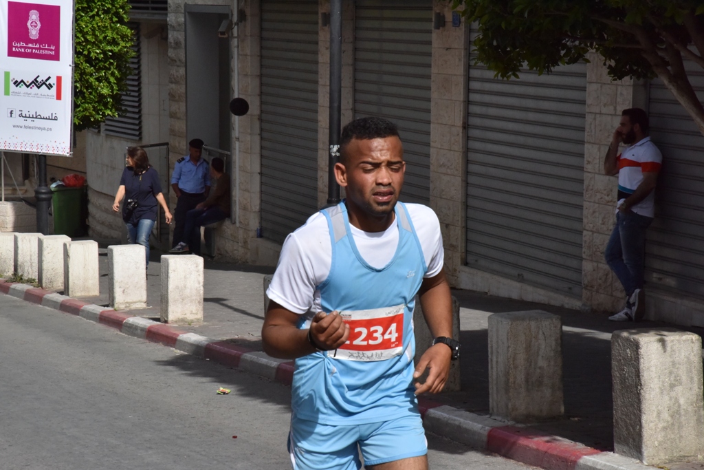 انطلاق ماراثون فلسطين الدولي السادس من ساحة المهد في  بيت لحم
