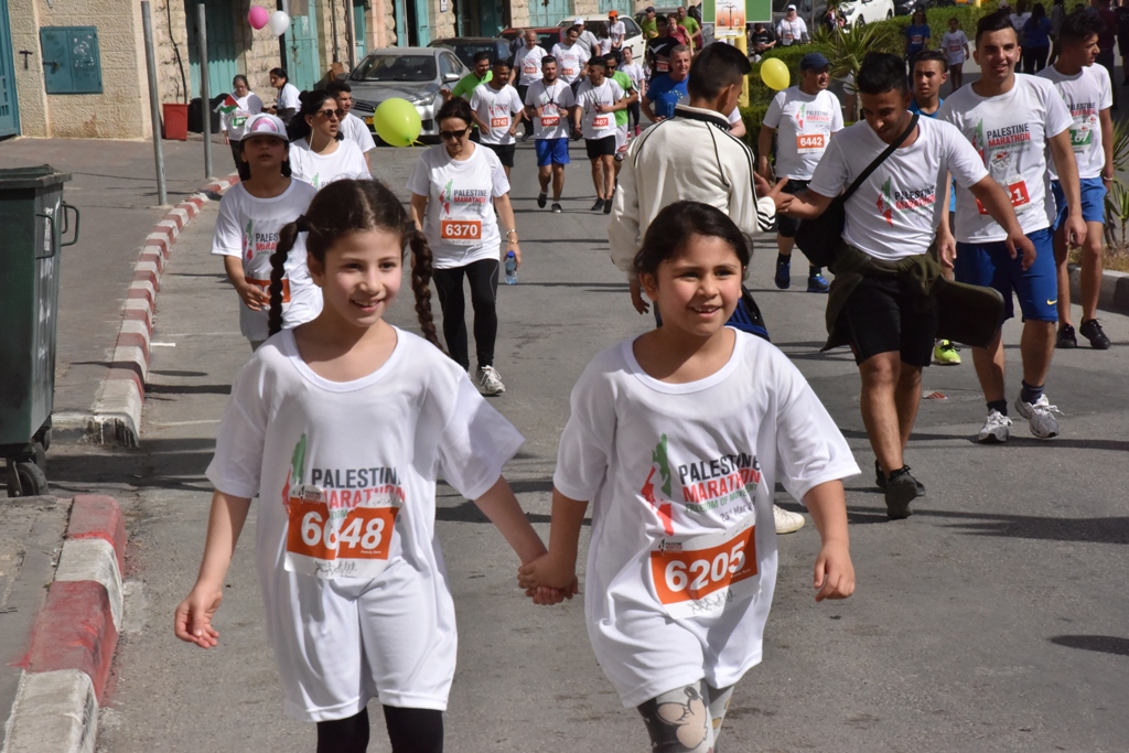 انطلاق ماراثون فلسطين الدولي السادس من ساحة المهد في  بيت لحم
