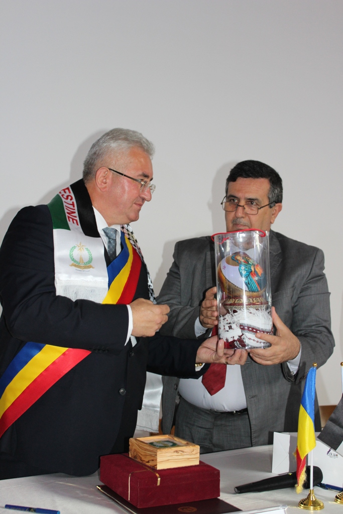 Bethlehem Municipality signs its 90th twinning agreement with Suceava in Romania