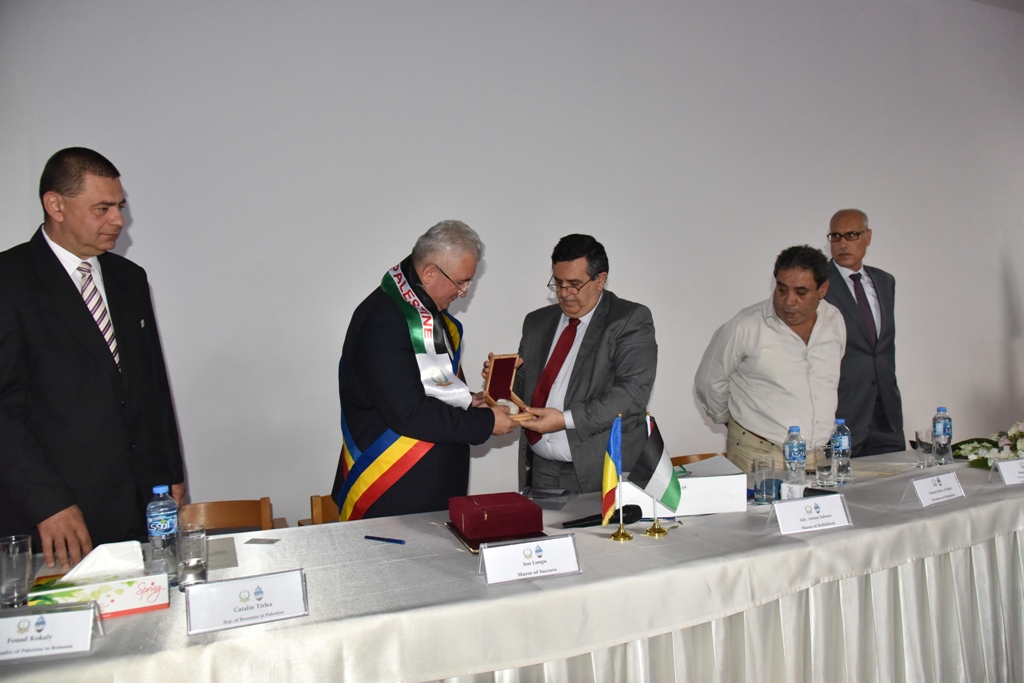 Bethlehem Municipality signs its 90th twinning agreement with Suceava in Romania