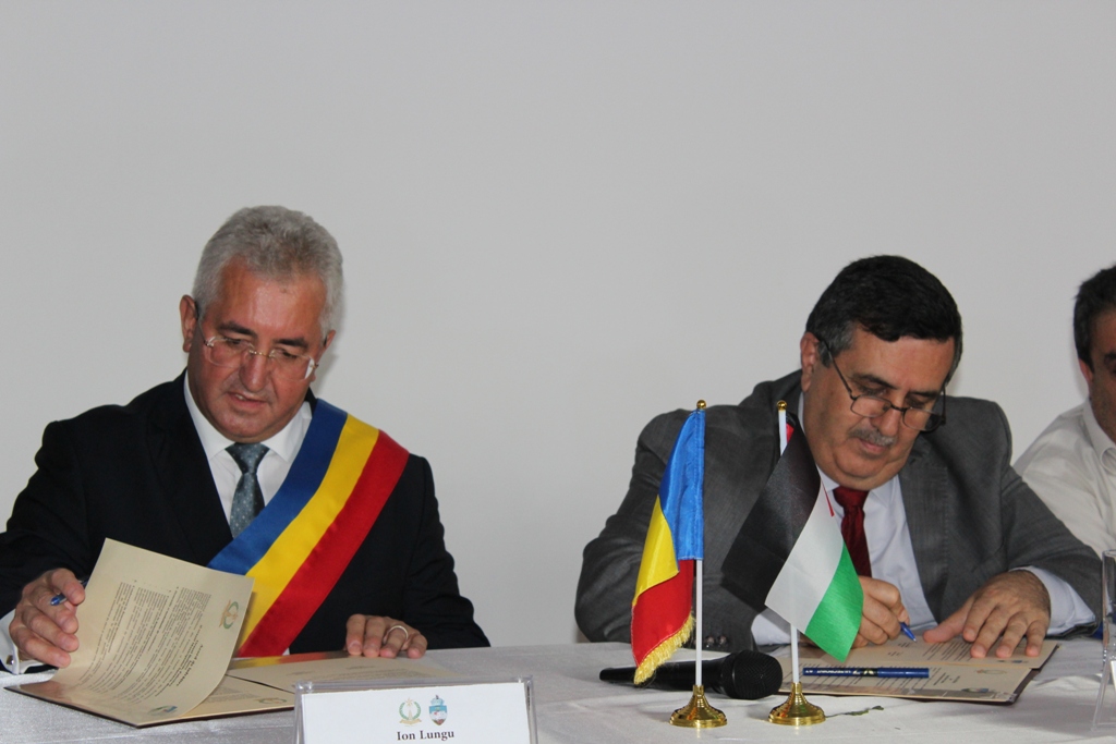 Bethlehem Municipality signs its 90th twinning agreement with Suceava in Romania