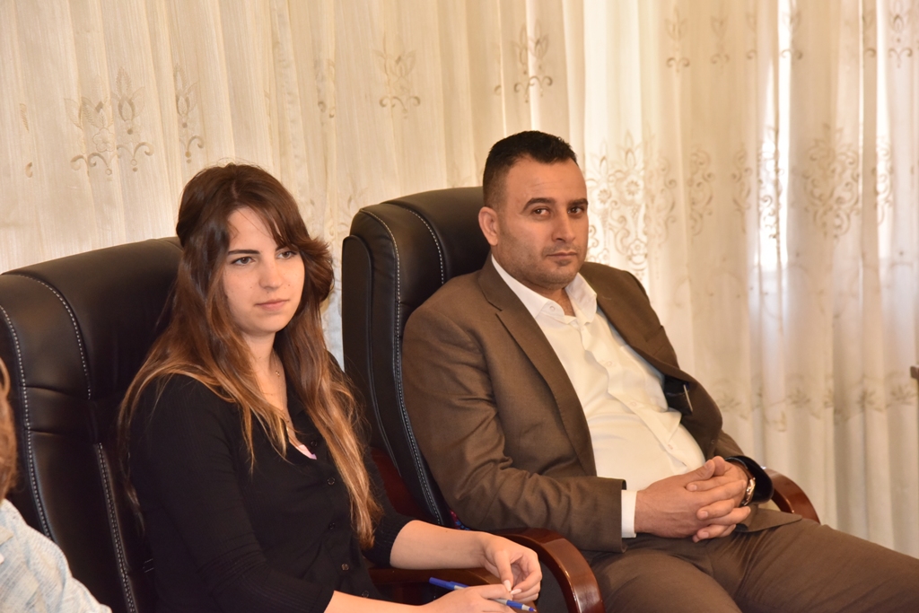 The Mayor of Bethlehem welcomes a group from Sacramento and talks about the city challenges