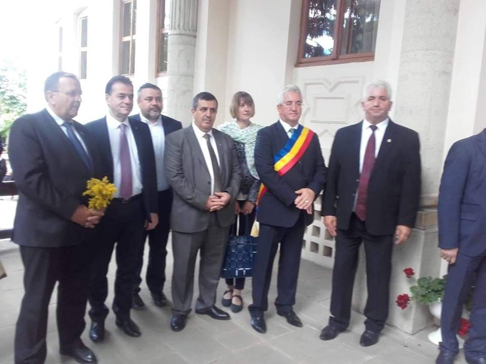 سلمان يشارك بإحتفال مدينة سوتشافا الرومانية المتوأمة مع مدينة بيت لحم والإتفاق حول تبادلات عديدة بين الجانبين