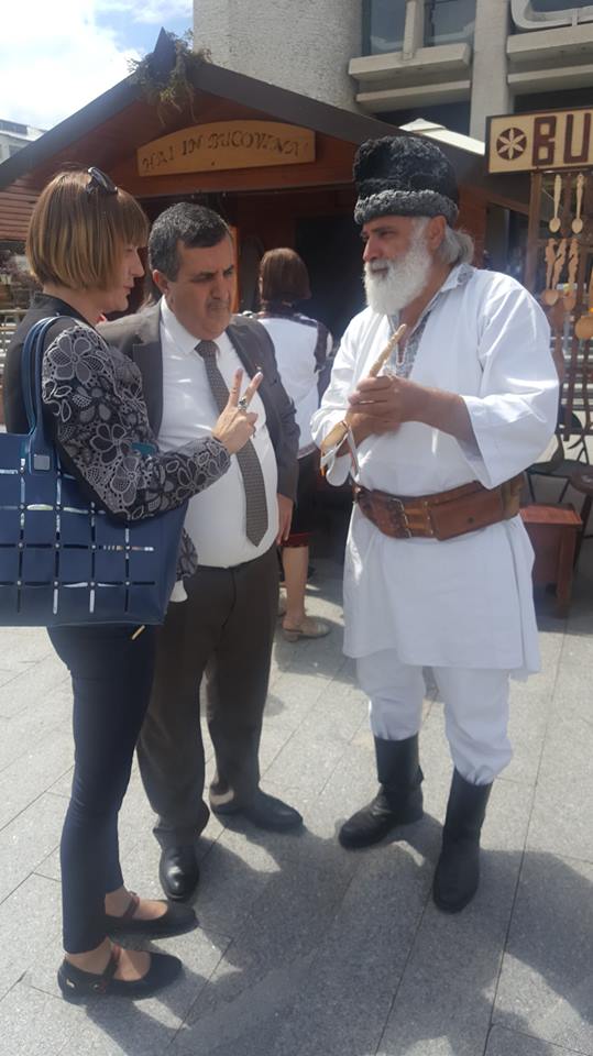 سلمان يشارك بإحتفال مدينة سوتشافا الرومانية المتوأمة مع مدينة بيت لحم والإتفاق حول تبادلات عديدة بين الجانبين