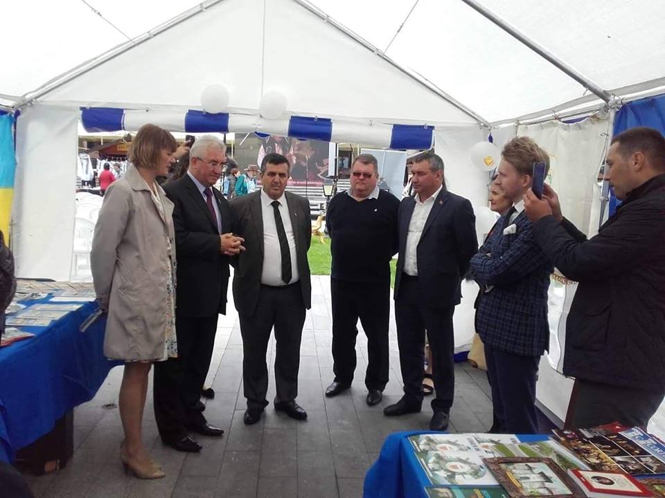 سلمان يشارك بإحتفال مدينة سوتشافا الرومانية المتوأمة مع مدينة بيت لحم والإتفاق حول تبادلات عديدة بين الجانبين