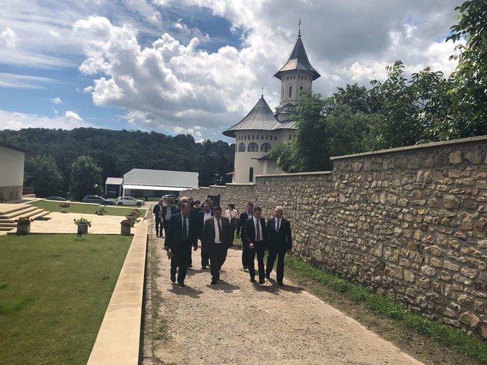 سلمان يشارك بإحتفال مدينة سوتشافا الرومانية المتوأمة مع مدينة بيت لحم والإتفاق حول تبادلات عديدة بين الجانبين