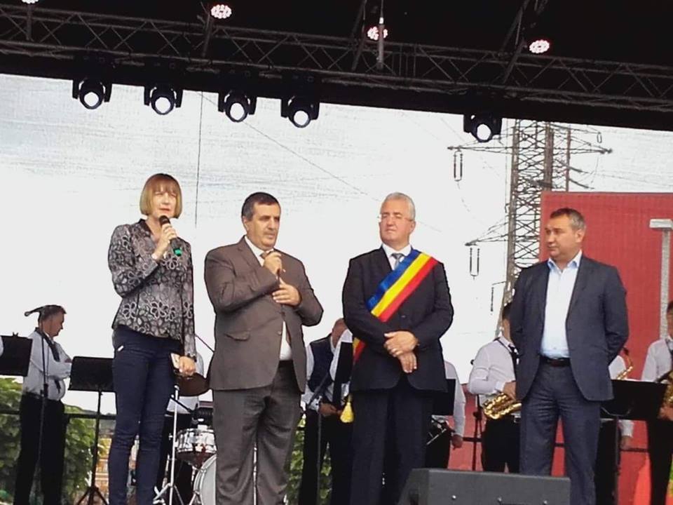 سلمان يشارك بإحتفال مدينة سوتشافا الرومانية المتوأمة مع مدينة بيت لحم والإتفاق حول تبادلات عديدة بين الجانبين