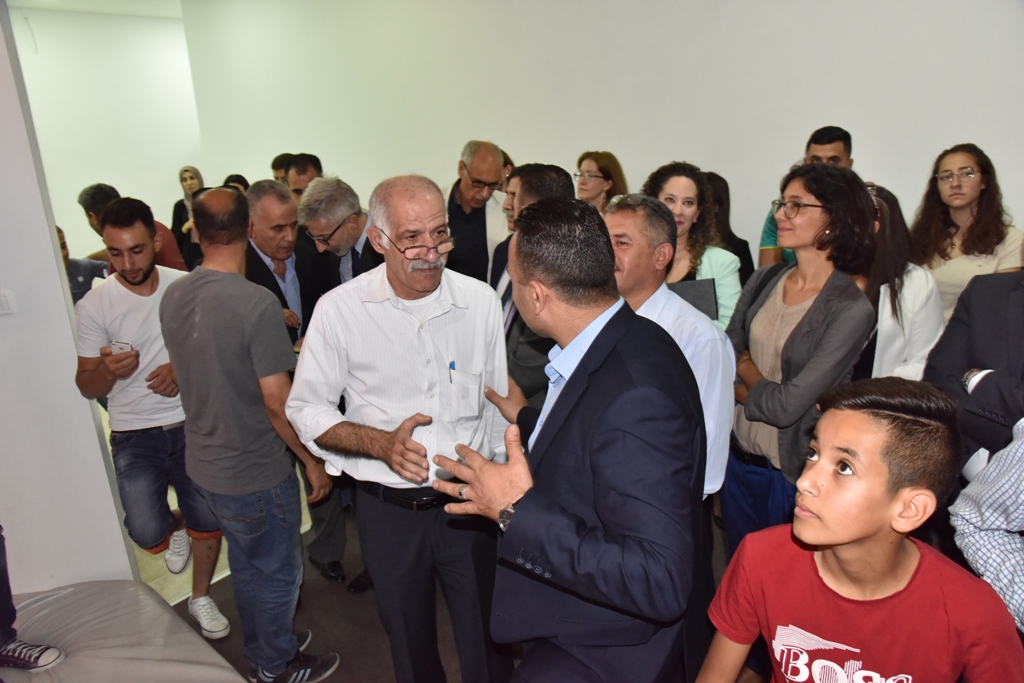 في إطار اتفاقية التوأمة بين بلديتي بيت لحم وجرونوبل  إفتتاح غرفة للتسلق في مبنى محطة الباصات المركزية